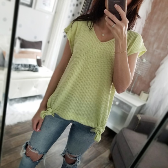 🅱️Last1️⃣Brooklyn Waffle Knit Top Lime Spring Top - Picture 7 of 8